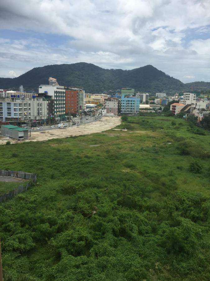 芭东艺术公寓 Patong 外观 照片